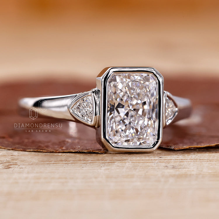 Buy this custom engagement ring made with lab grown diamond.