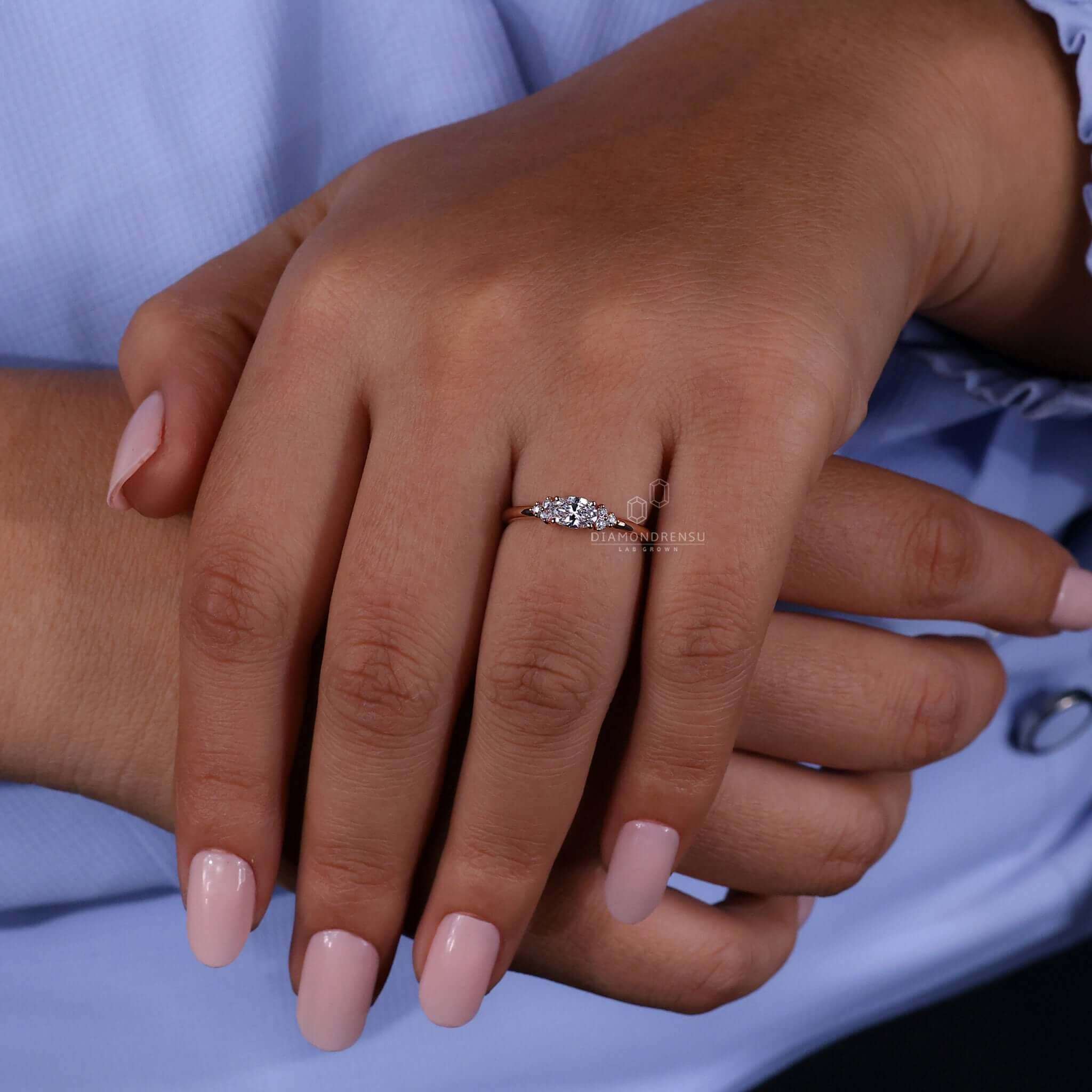 Exquisite oval and round diamond ring for a blend of modern and classic styles.