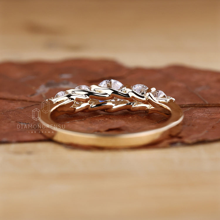 Handmade yellow gold 5 diamond wedding band