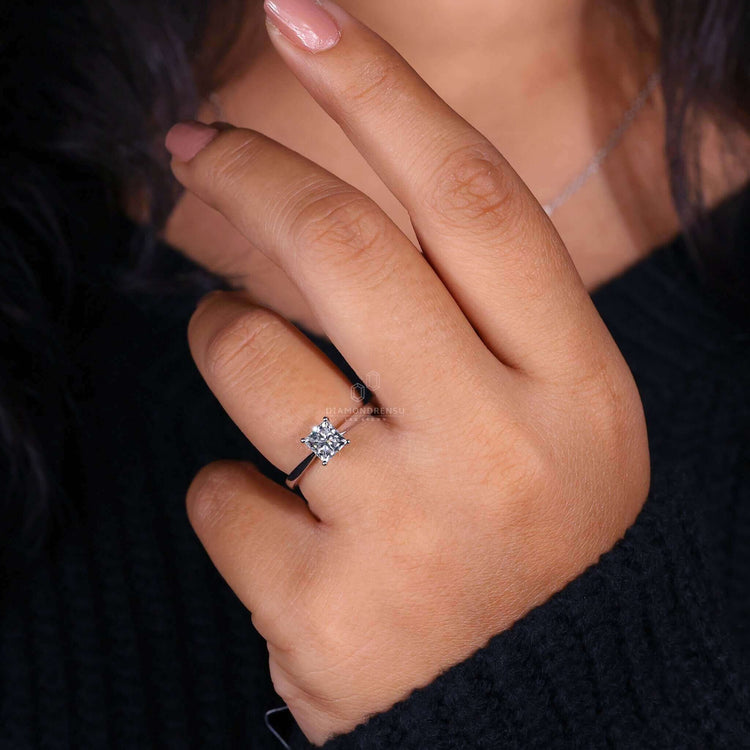 Stunning diamond solitaire ring for special occasions.