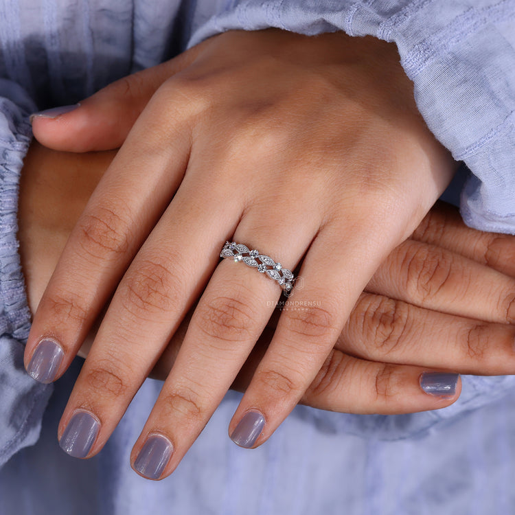 Lab grown round diamond band with marquise outline pattern