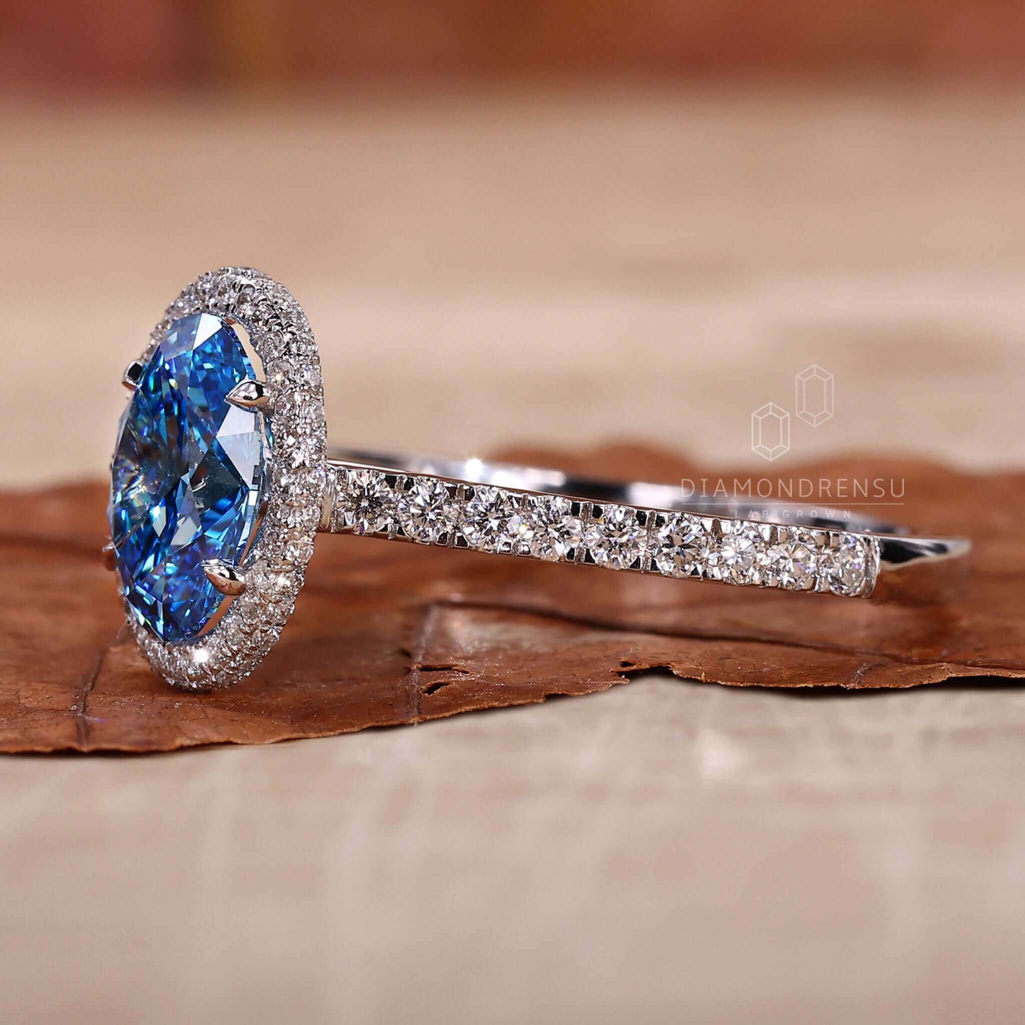 White gold engagement ring featuring a hidden halo design and lab grown diamond craftsmanship.