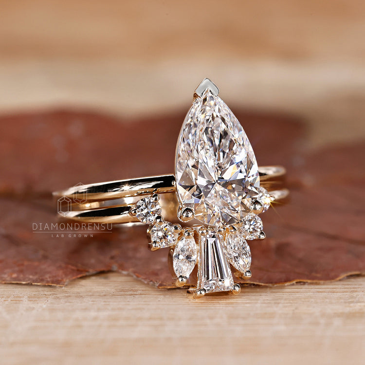 Baguette and round and marquise diamond band.