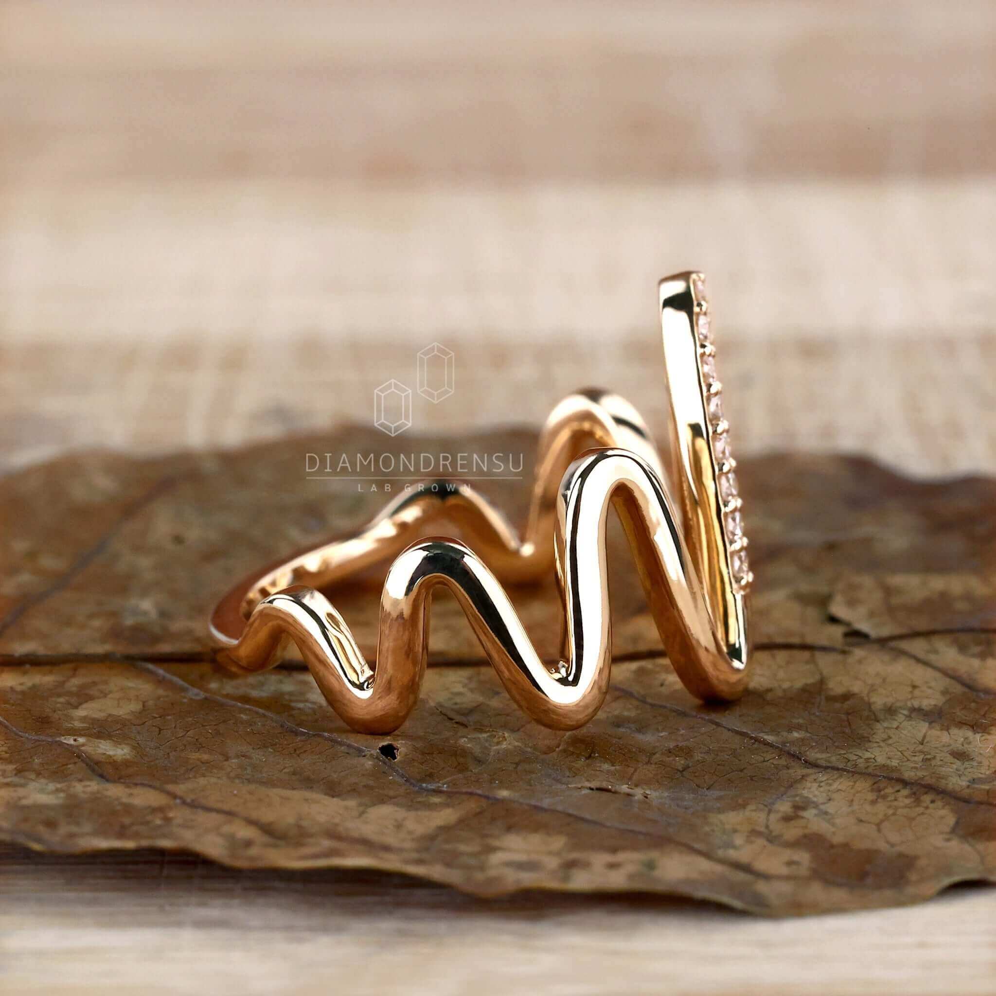 Diamond unique engagement ring with sparkling brilliance.