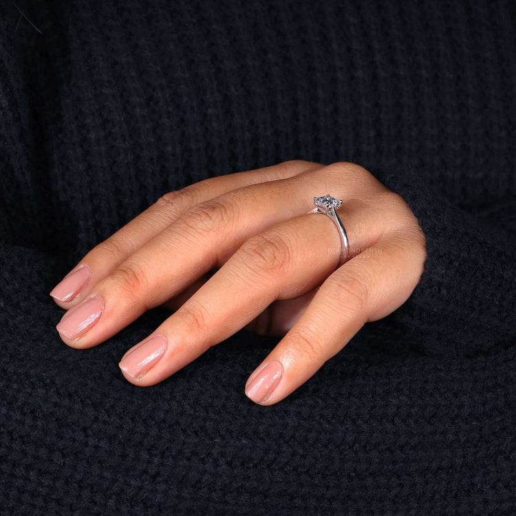 Princess cut diamond ring crafted with precision and beauty.