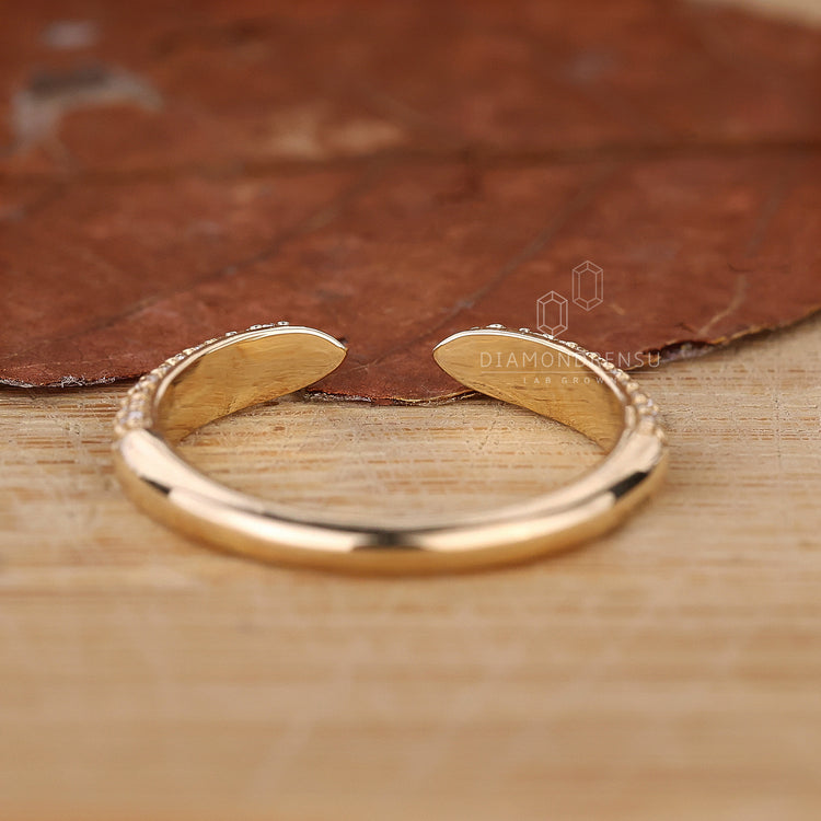 Three row diamond band with round cut diamonds.