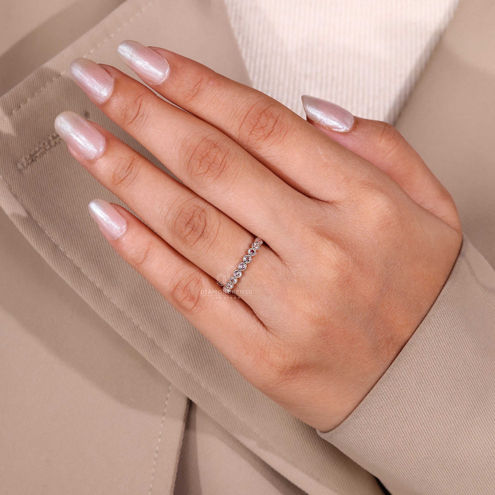 IGI certified rose gold wedding band with a milgrain edge.