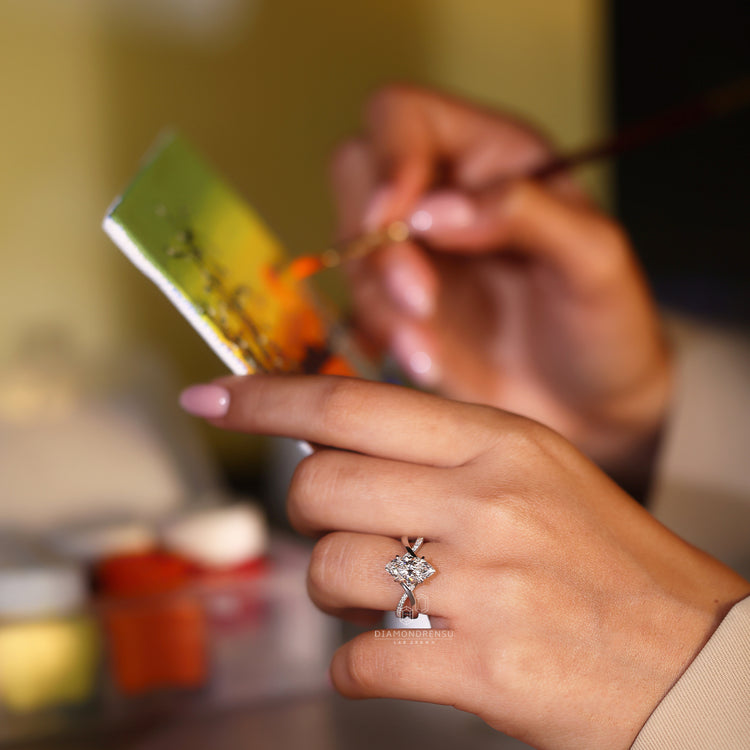 Custom diamond ring from Diamondrensu UK handmade jewellery collection.