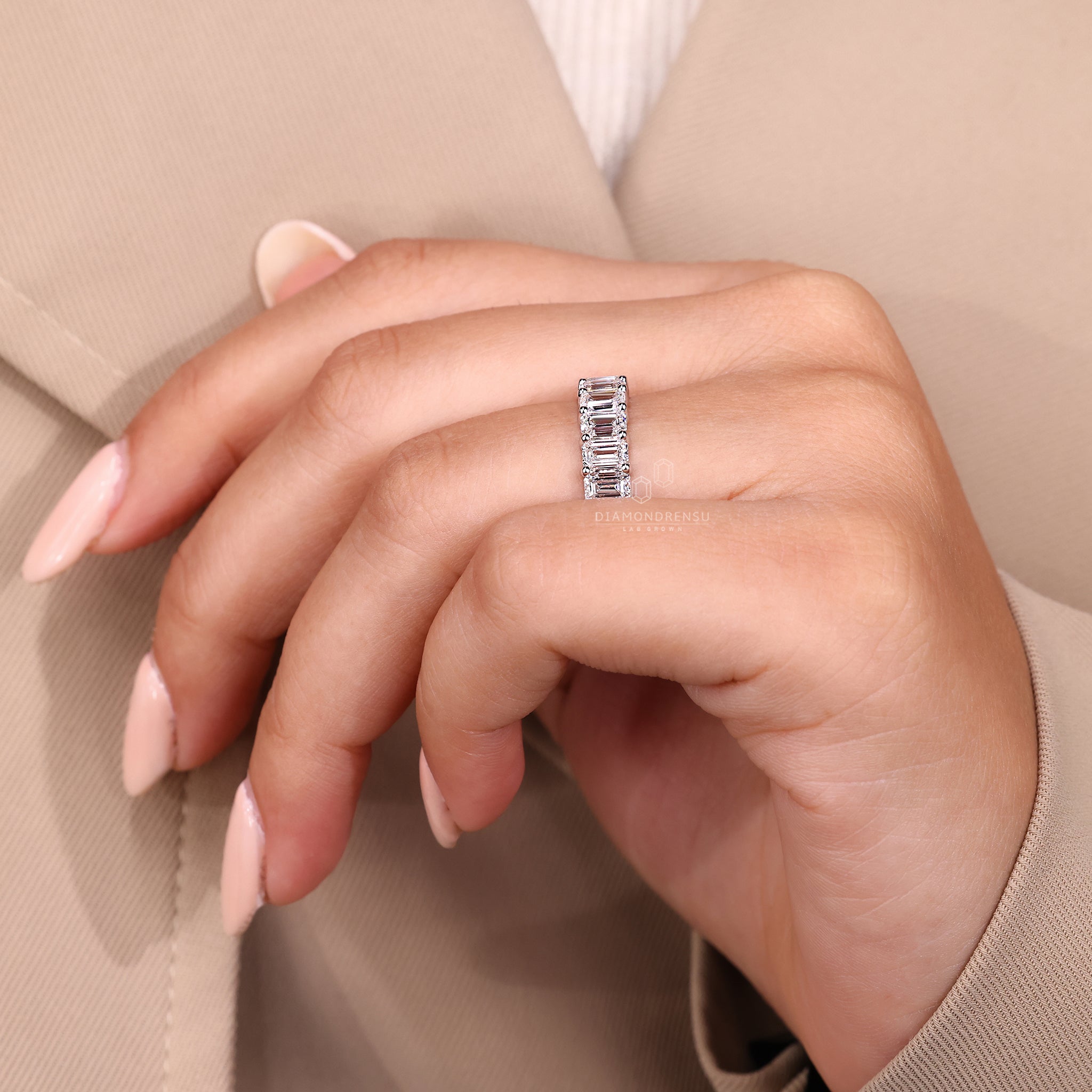 White gold band with a smooth polished surface.