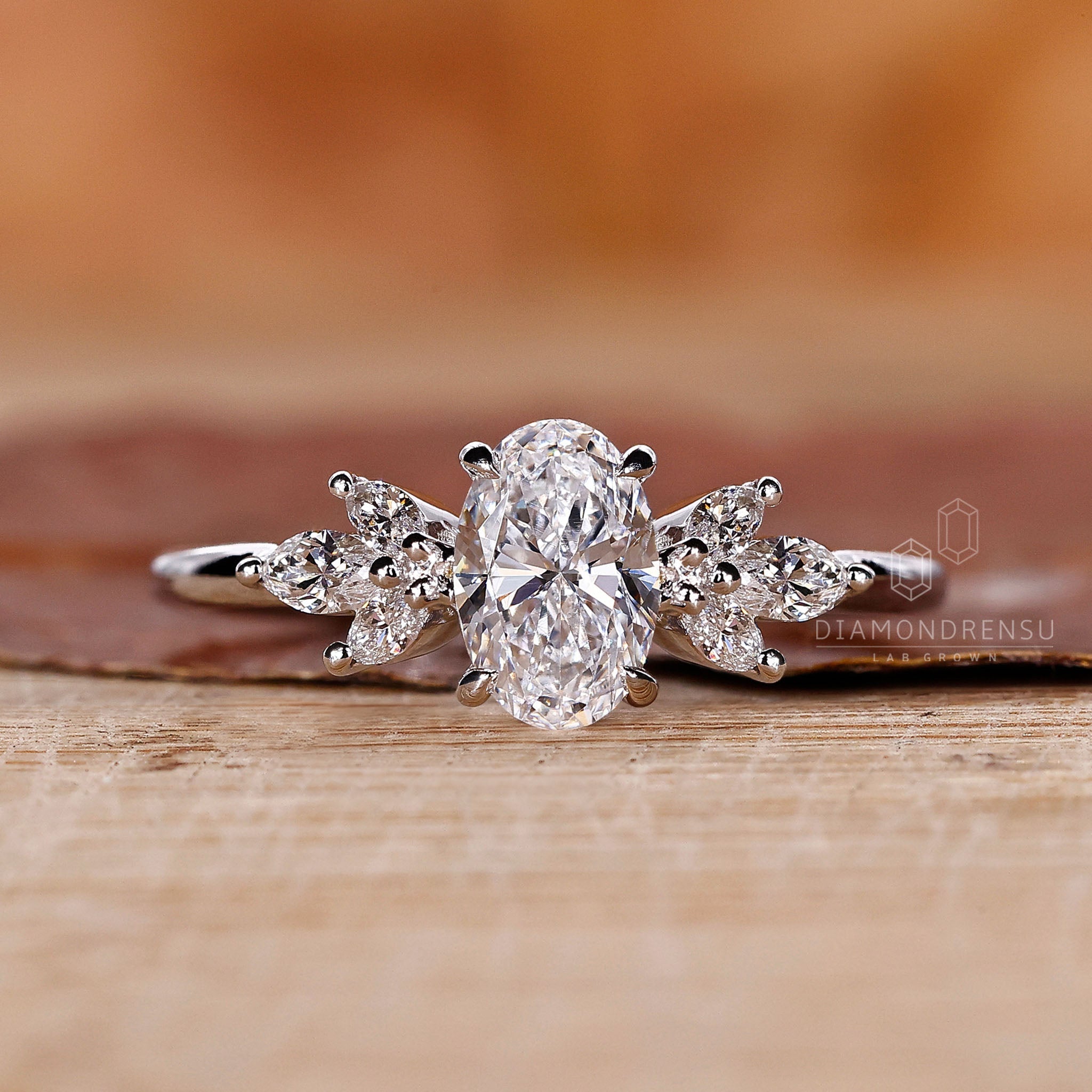 Oval engagement ring featuring a stunning oval diamond with a 4 prong claw setting and claw prong setting.