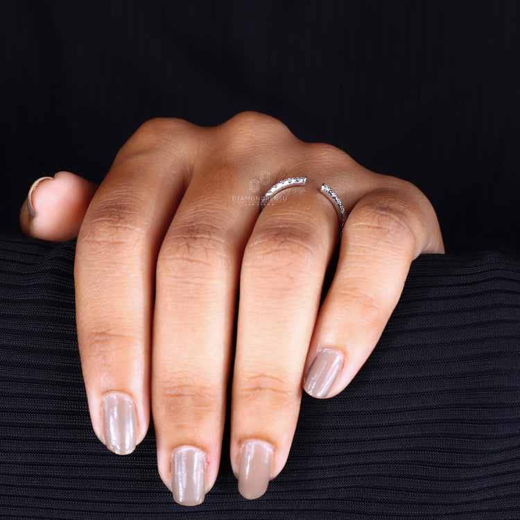 Round Diamond Open Wedding Band