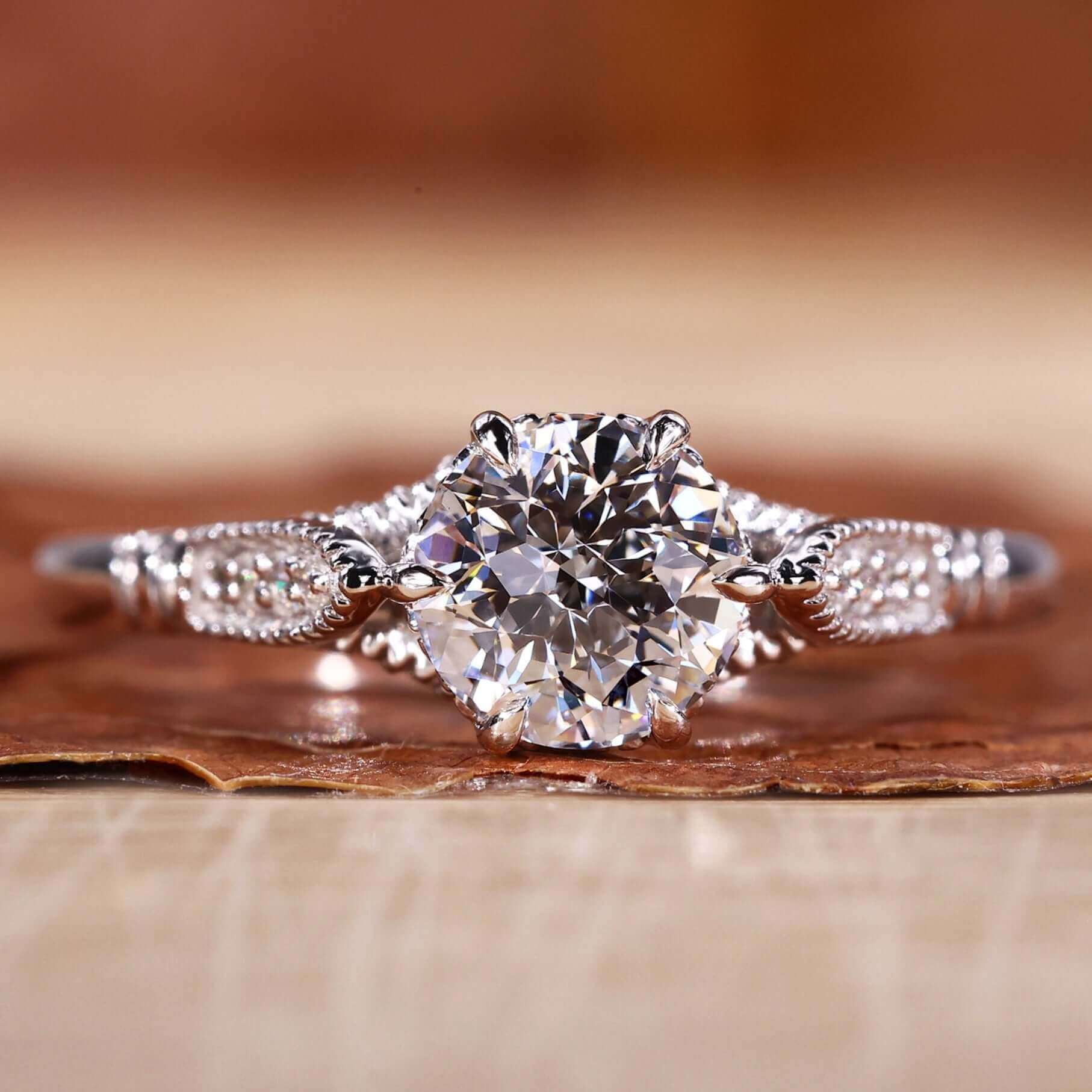 Vintage White Gold Ring with Unique Design