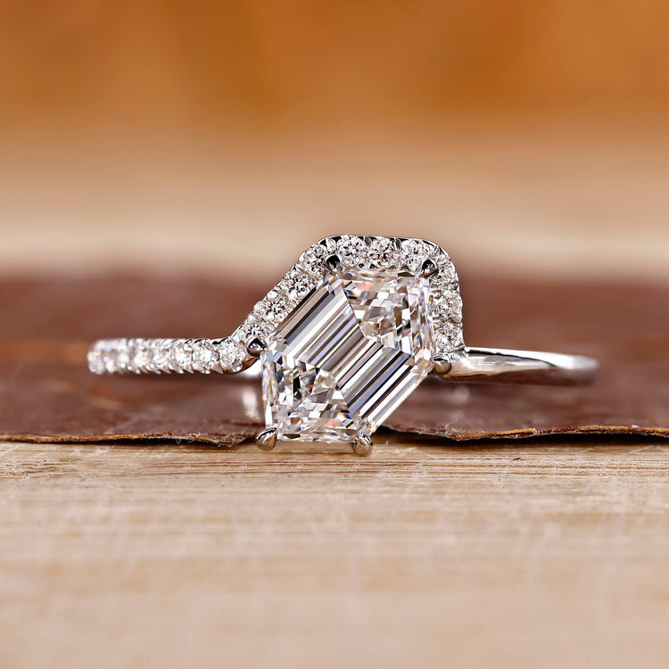 Radiant diamond engagement ring in yellow gold