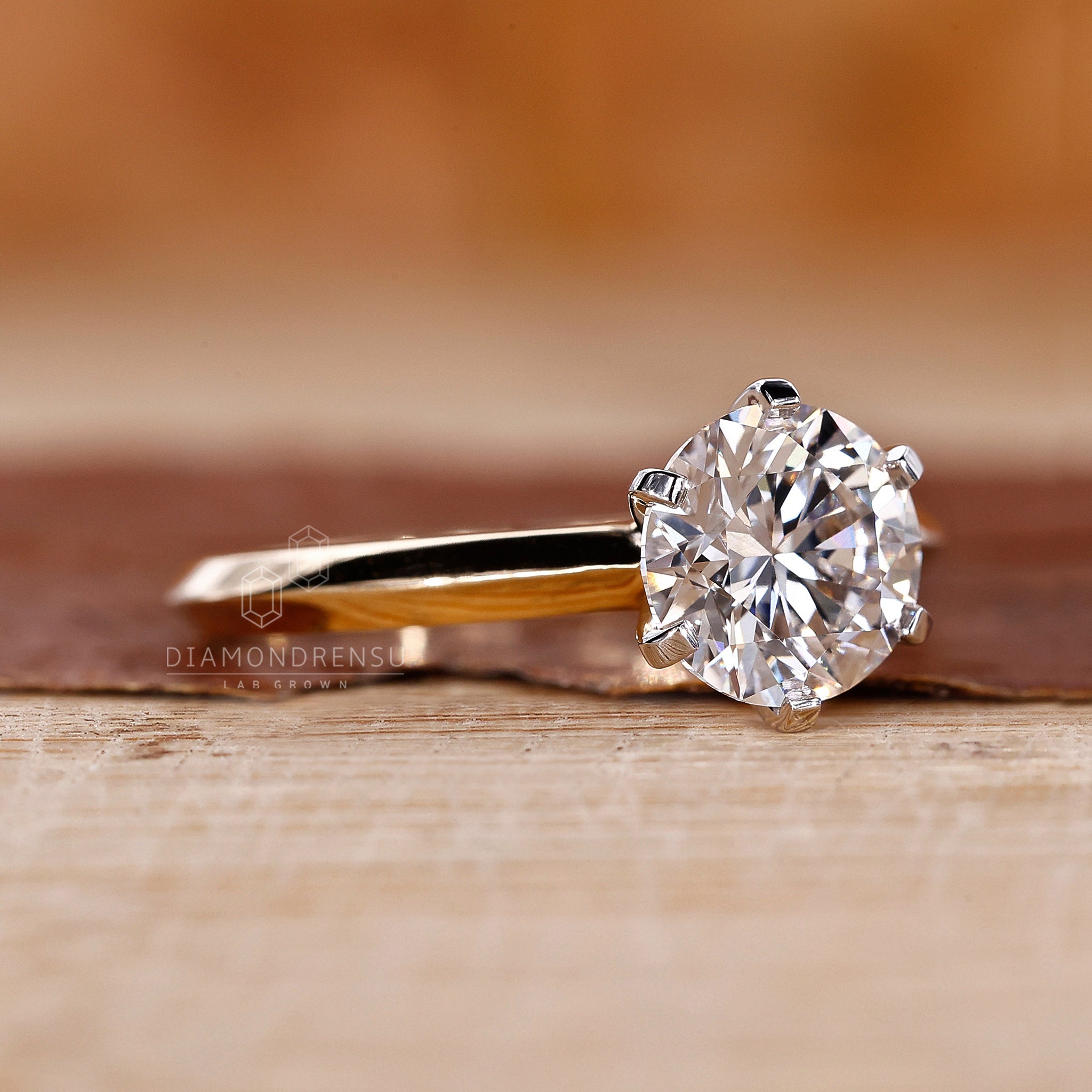 Handmade ring from Diamondrensu UK with lab grown diamond.