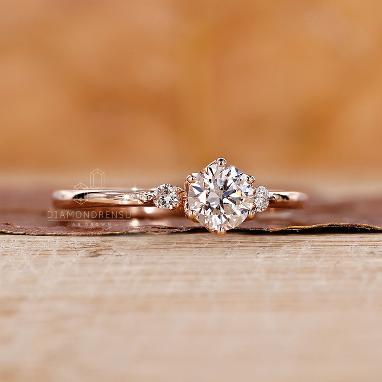 Prong setting supports all diamonds in the ring.