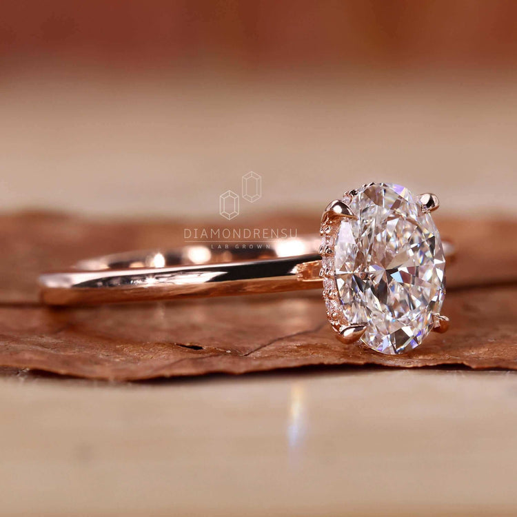 Handmade ring showcasing diamondrensu uk engagement ring style.