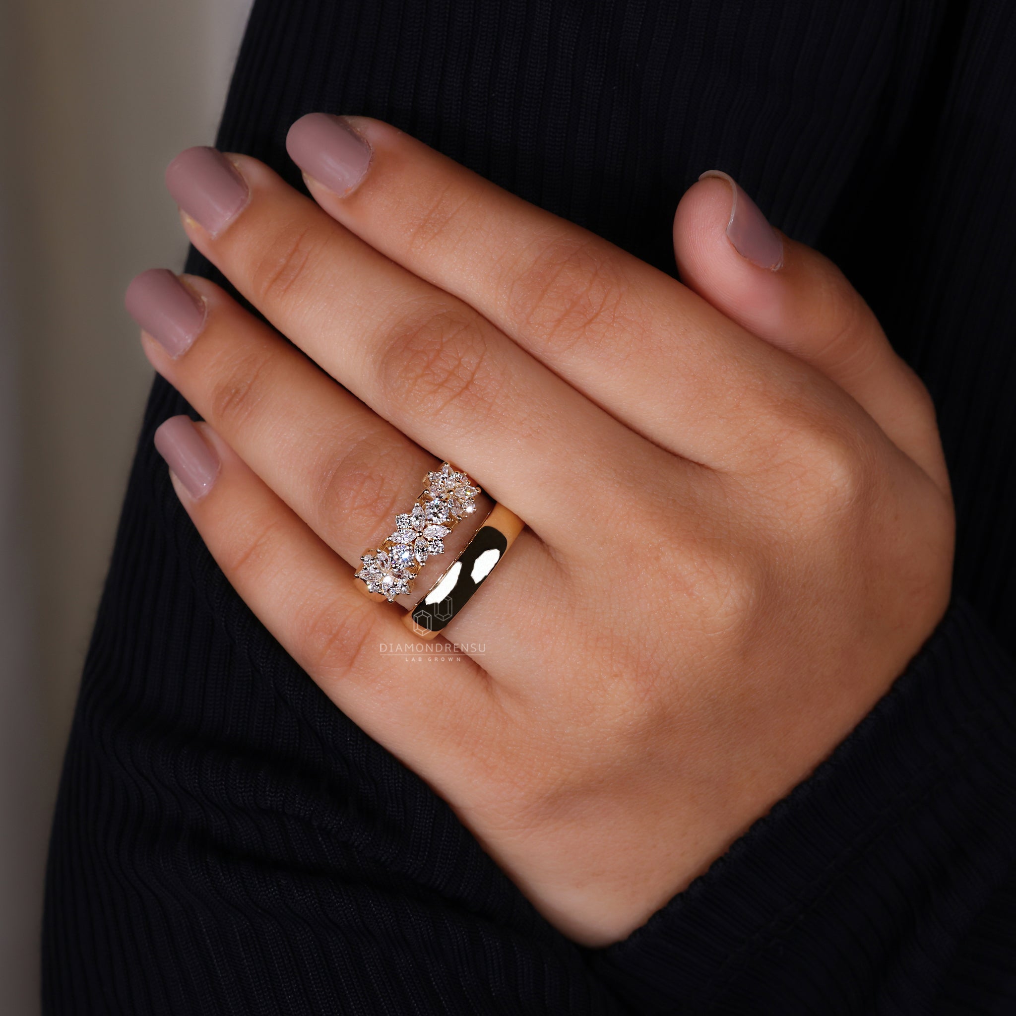 Open finger ring made with unique diamond ring.