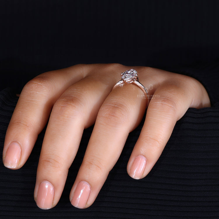 Diamondrensu UK engagement ring designed for standout appeal.