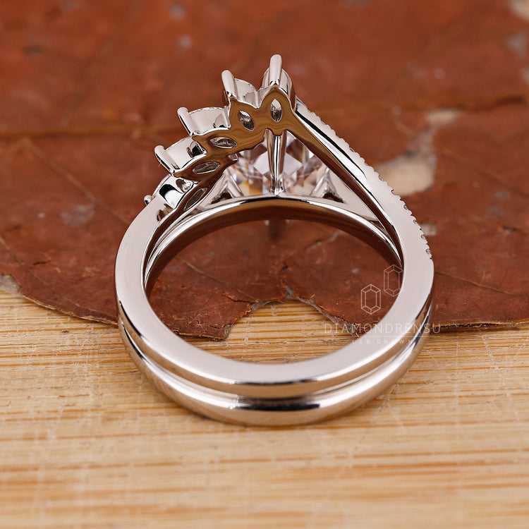 Prong set wedding band in a white gold bridal set from Diamondrensu UK.