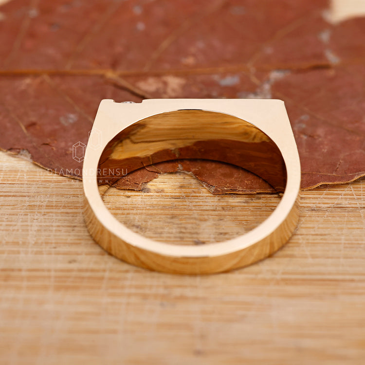 Mens ring UK style with a two stone round diamond design.