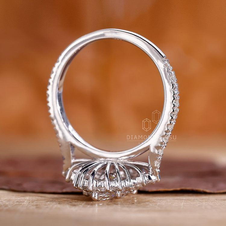 Pave setting ring with custom design from Diamondrensu UK.