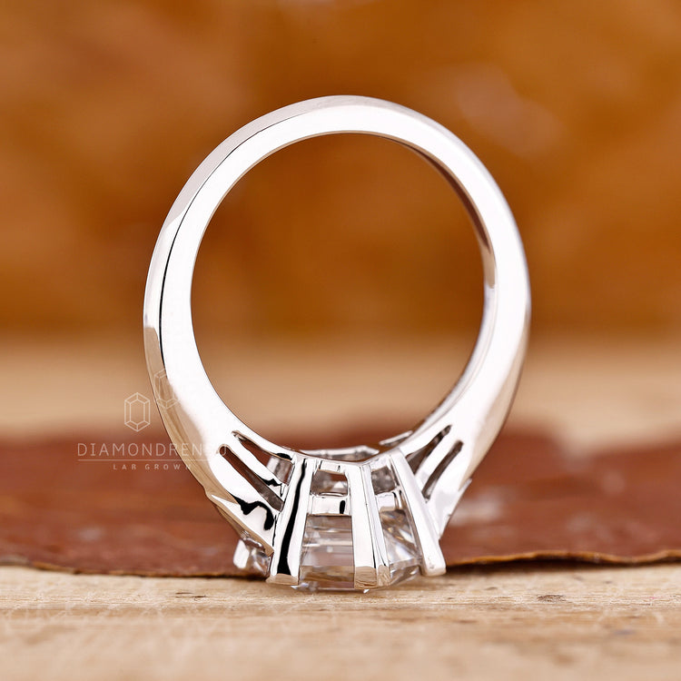 Handmade hexagon diamond ring from Diamondrensu UK