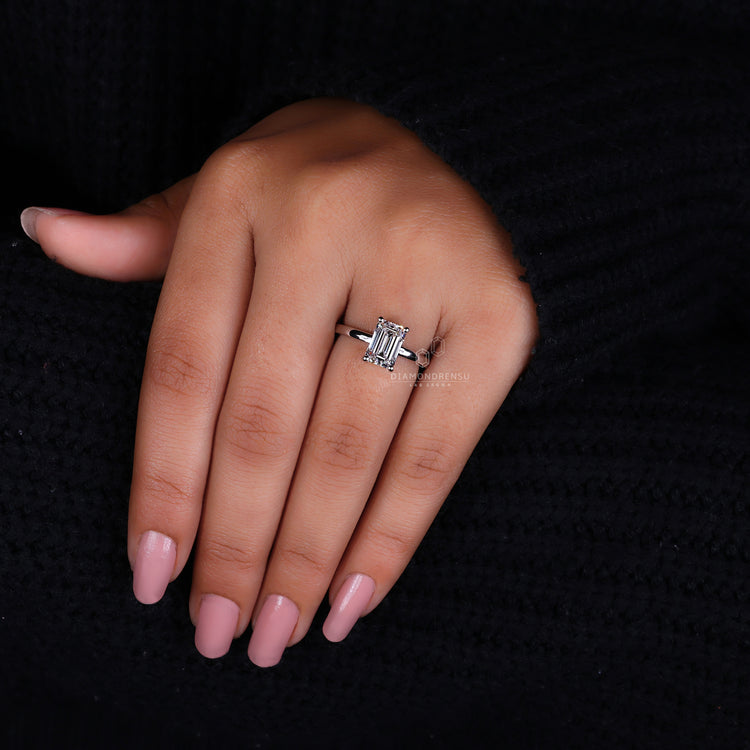 Open gallery ring crafted in white gold for a unique look.