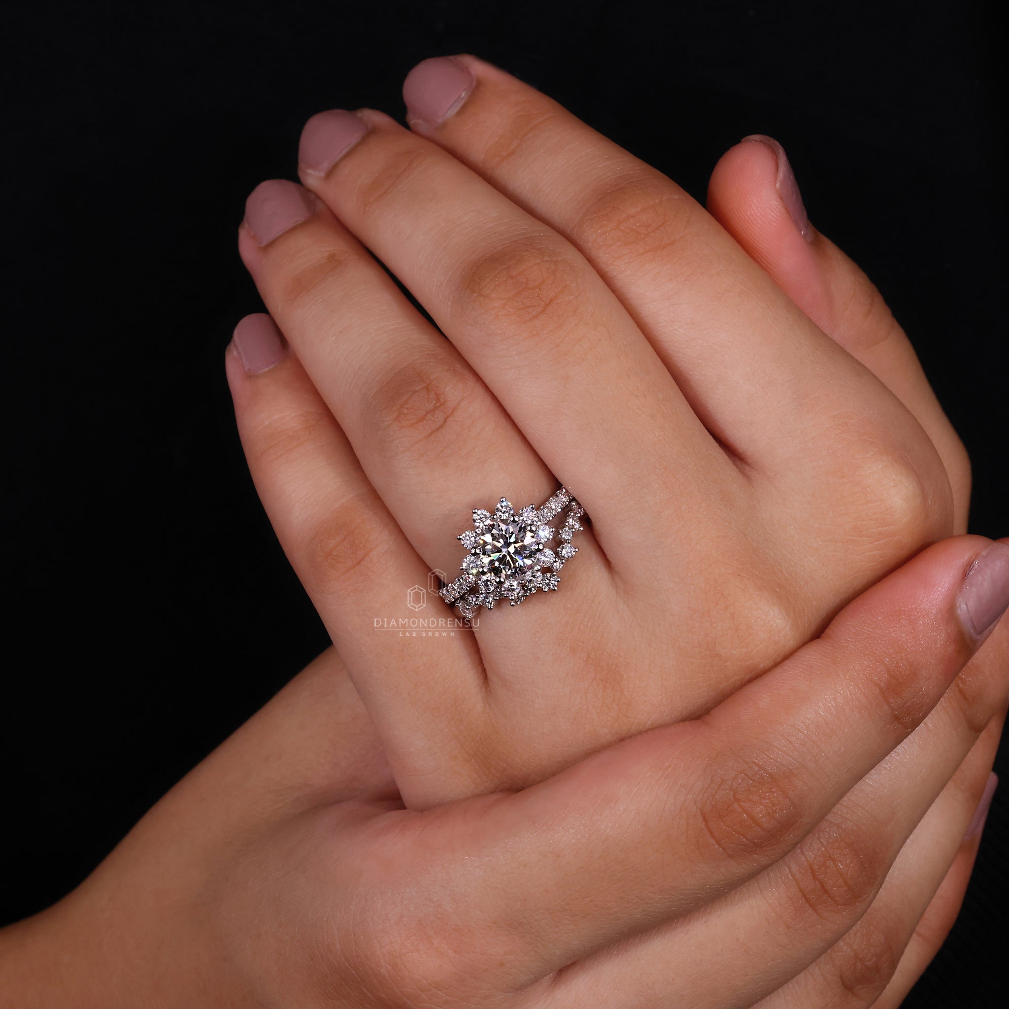 Round Diamond White Gold Bridal Set