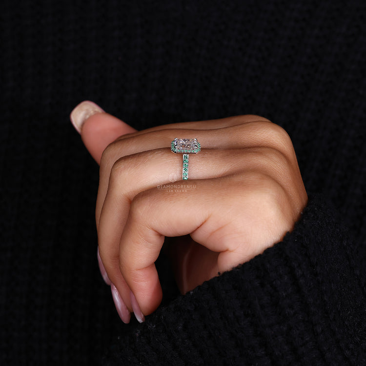 Halo diamond ring crafted with pavé details and prong setting.