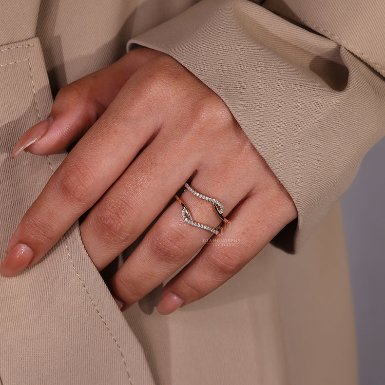 Wedding ring enhancer with round diamonds.