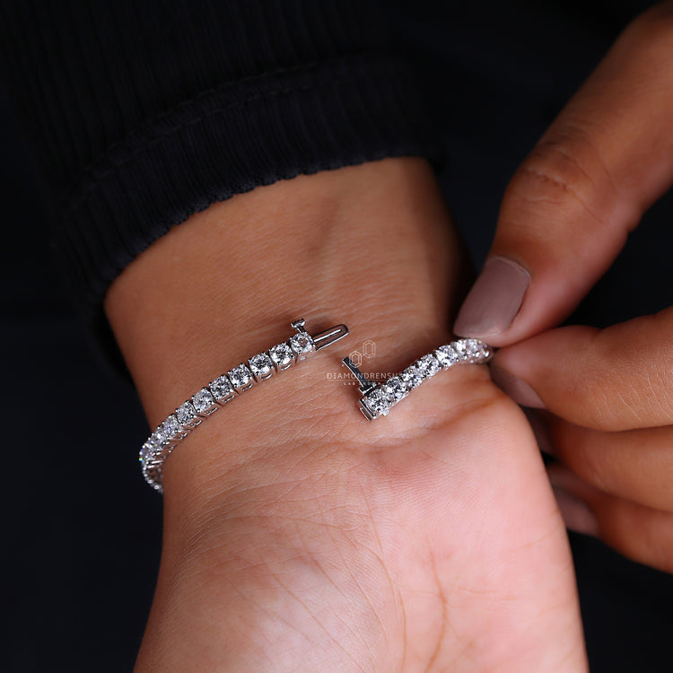 Custom bracelet featuring Lab Grown Diamond and handmade craftsmanship.