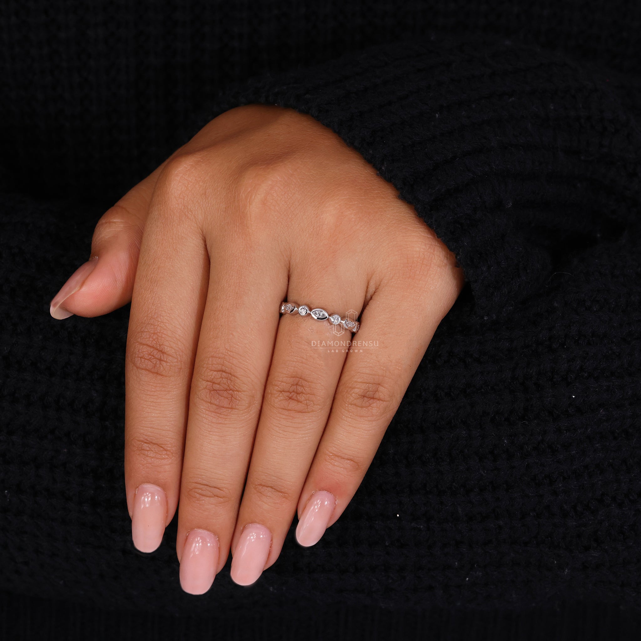 Diamondrensu UK band crafted with lab grown marquise diamonds.