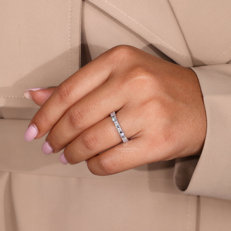 Princess and Baguette diamond in white gold wedding band