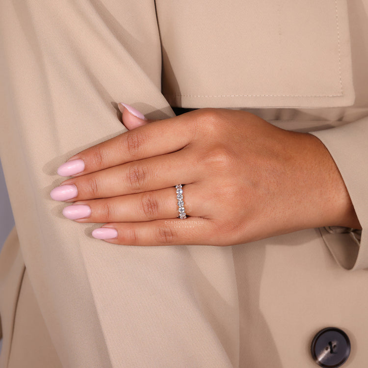 Round Diamond wedding band with prong setting