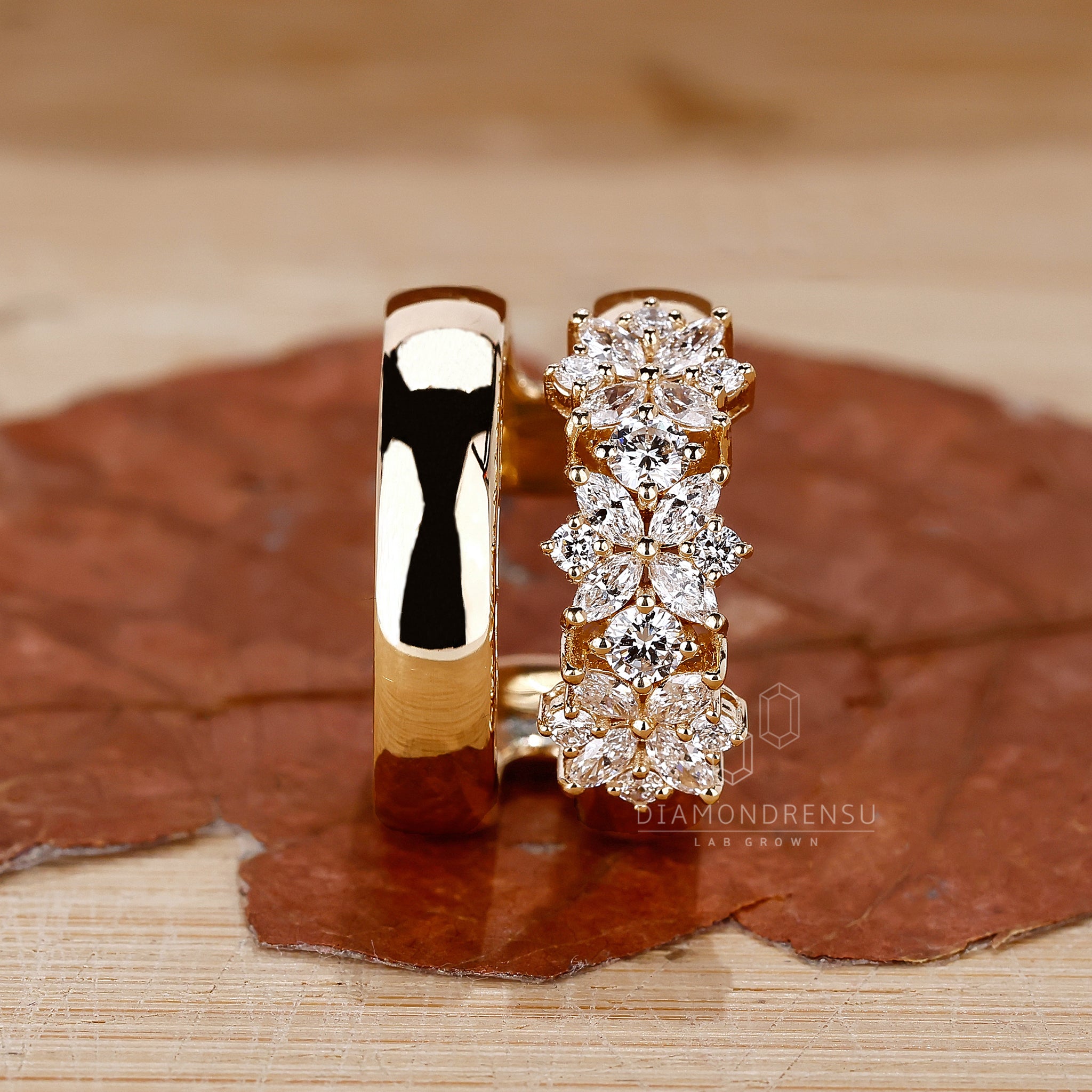 Buy engagement ring with double layer gold ring style.