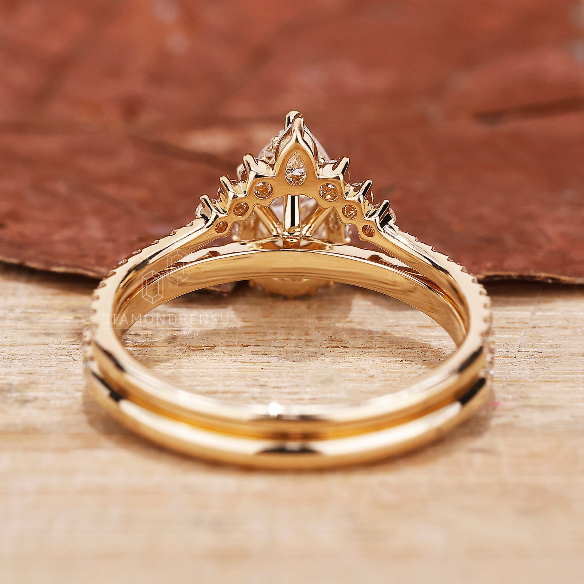 Pear and round diamond bridal set.