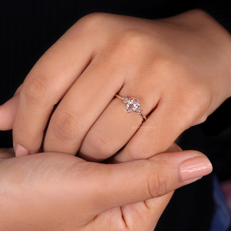 Round rose cut ring in rose gold ring