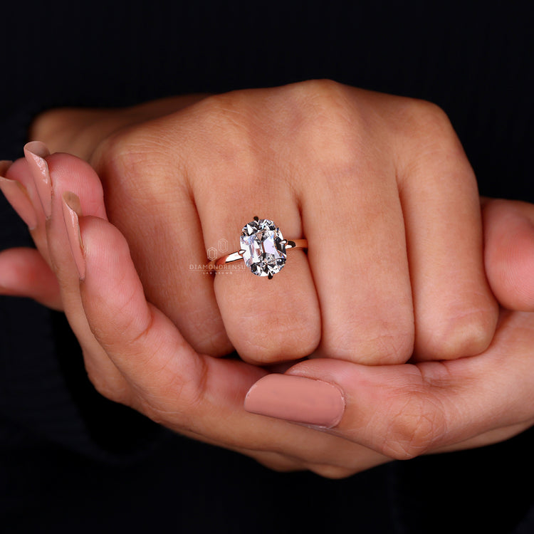 Compass Prong ring in prong setting