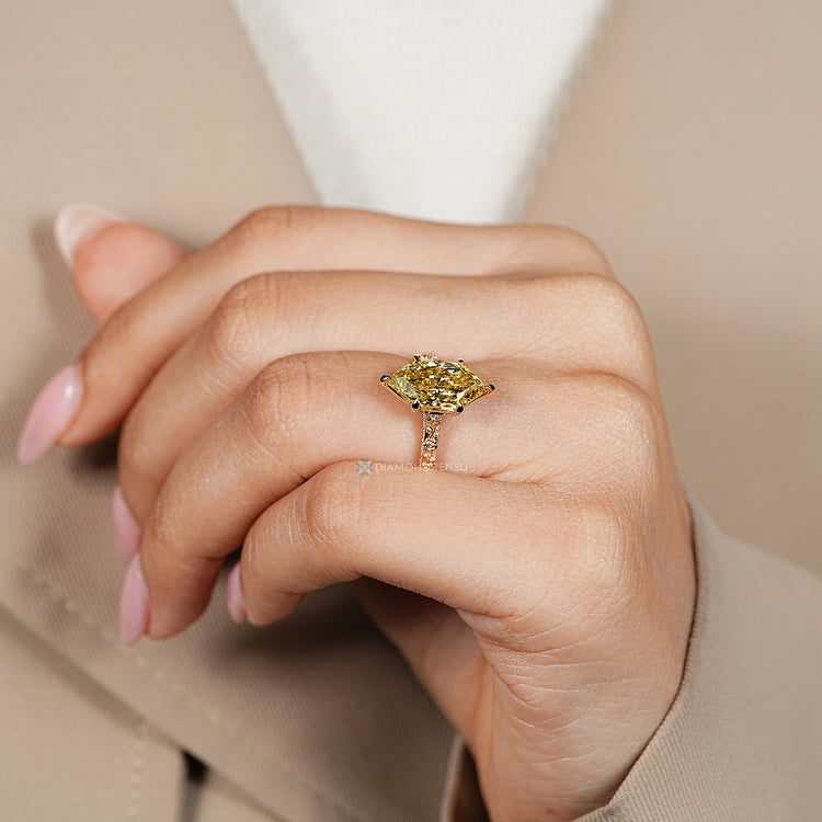 Lab grown diamond ring with tulip and cathedral setting.