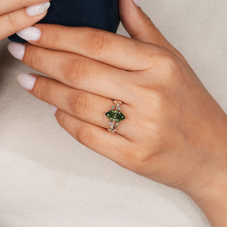 Handmade Dutch Marquise ring with nature inspired style.