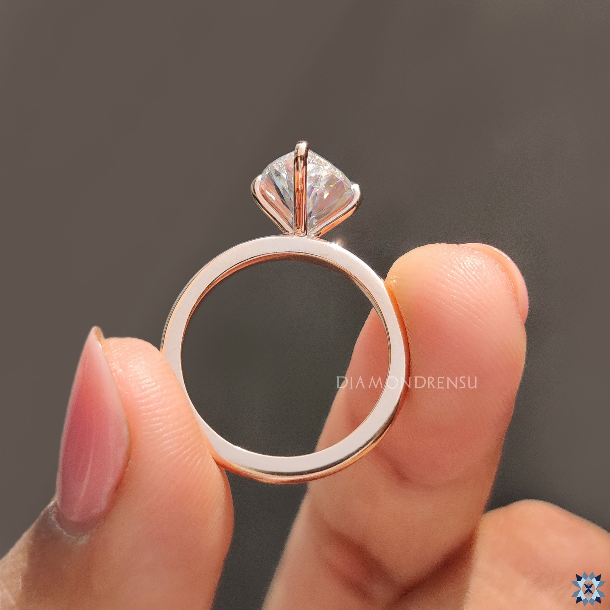 4 Compass prong ring in marquise cut ring style