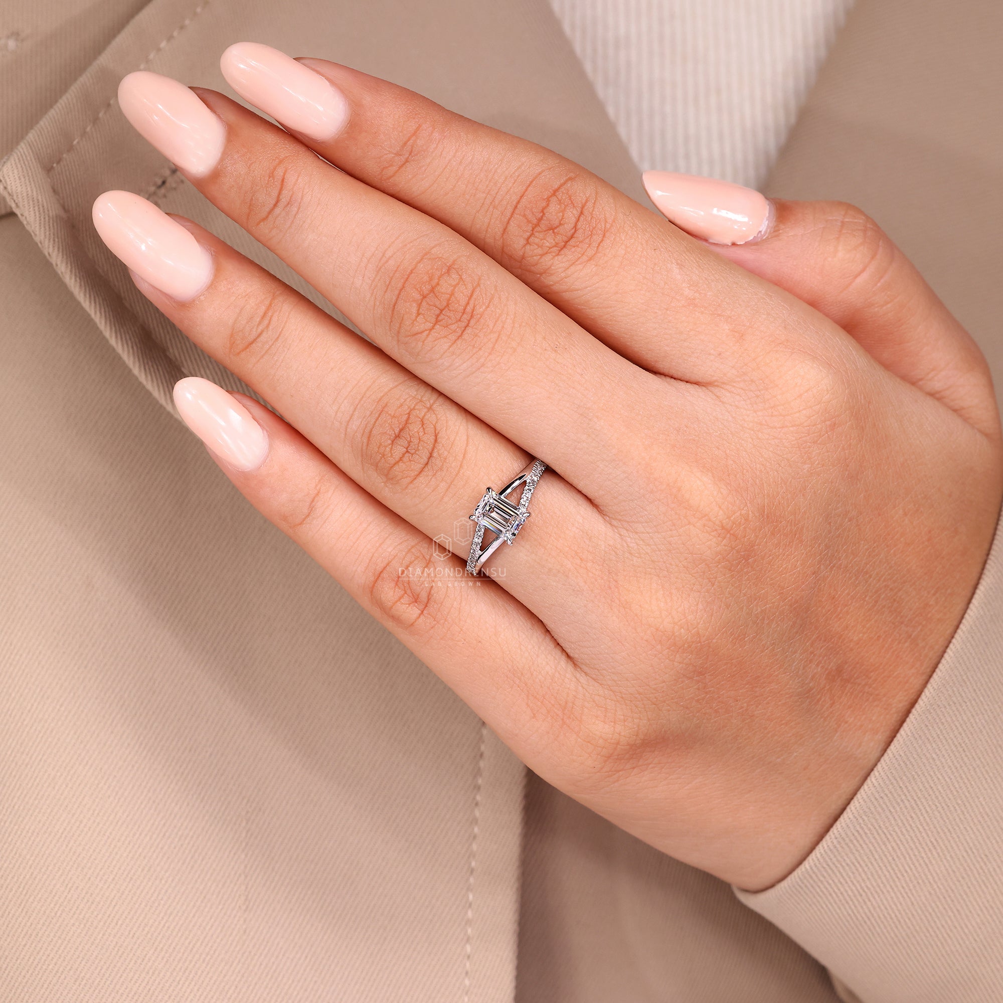 IGI certified diamond for assured quality.