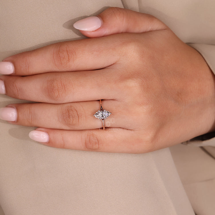 Diamond ring UK with rose gold and prong setting