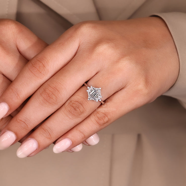 Diamondrensu UK white gold engagement ring