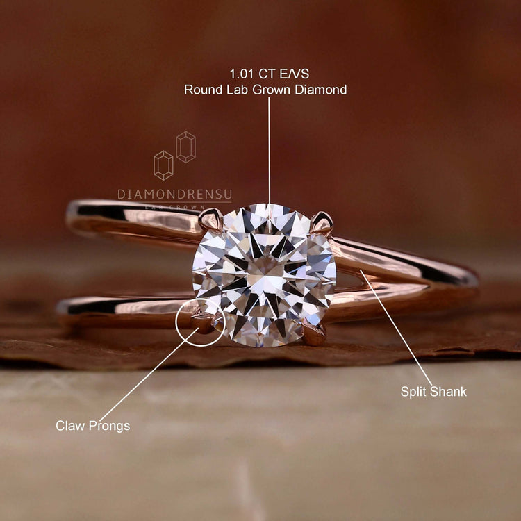 Solitaire UK engagement ring featuring a round diamond in a claw setting.