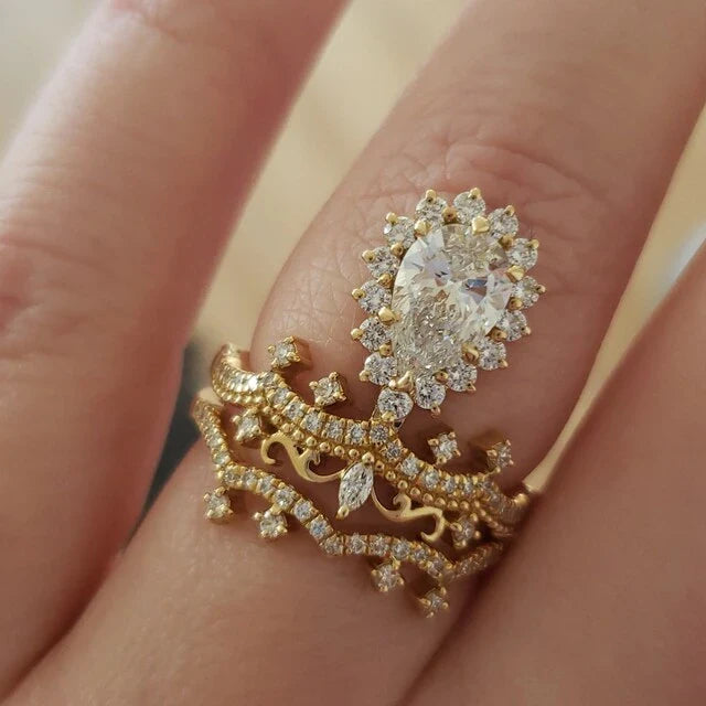 Yellow Gold Vintage Ring With Band