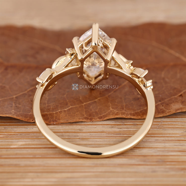Dutch marquise ring with six leaf style prong setting.