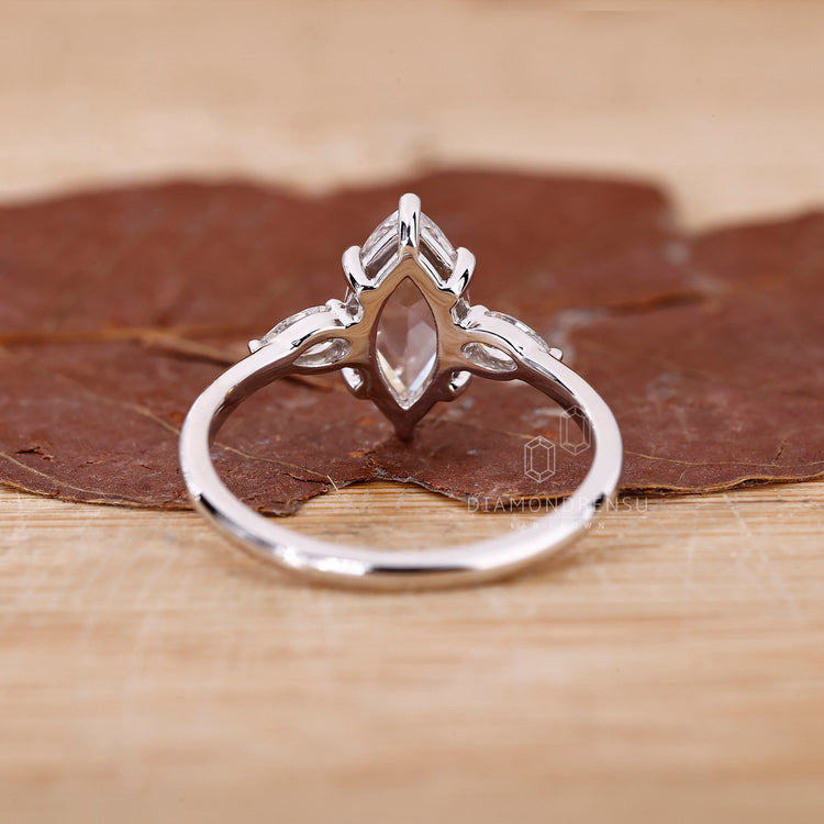 White Gold Ring used for lab grown diamond engagement ring.