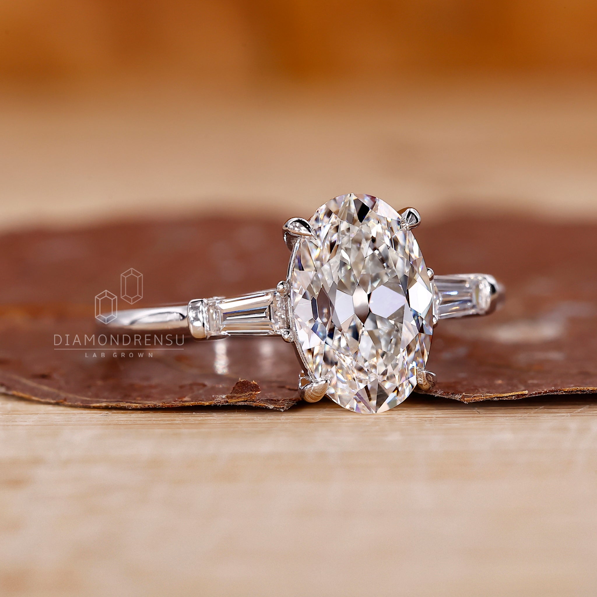 Diamondrensu UK three stone engagement ring
