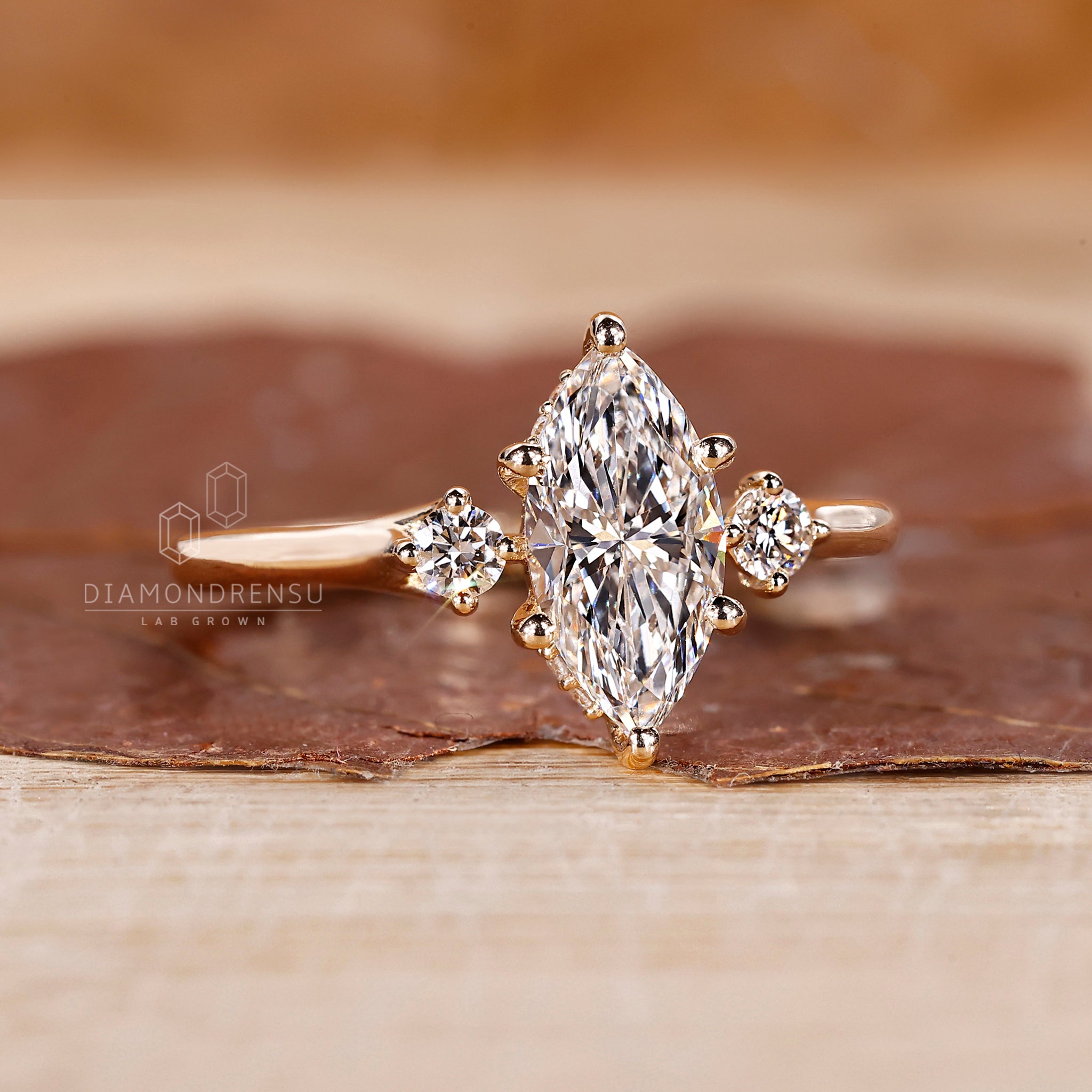 Diamondrensu UK marquise cut engagement ring